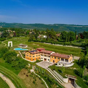 La Fonte Degli Dei Alloggio per agriturismo Negrar